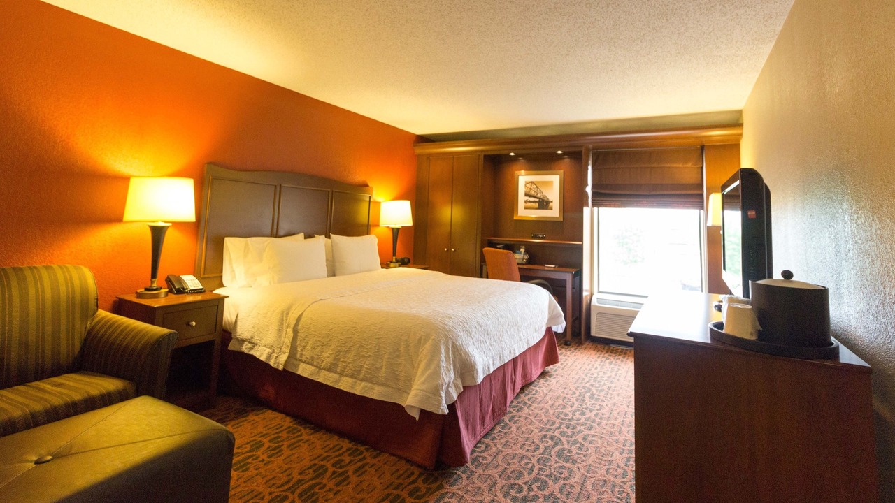 Photo of Bedroom in Grove City