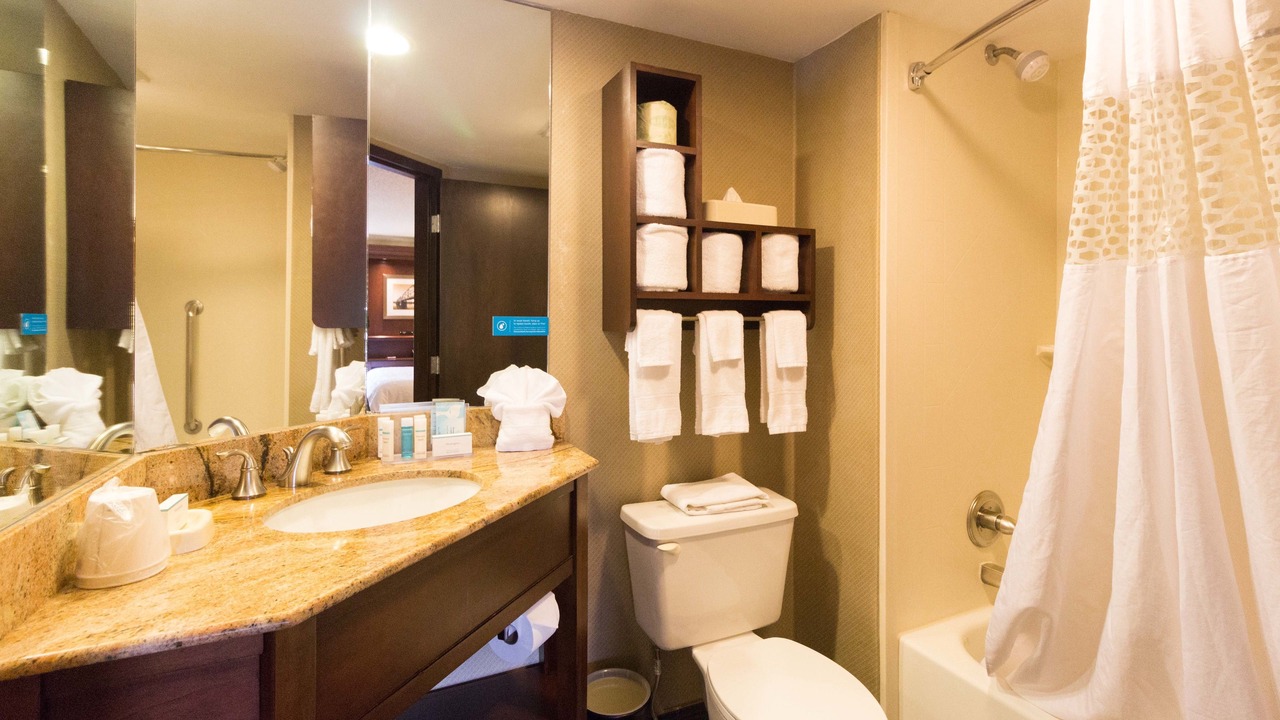 Photo of Bathroom in Grove City