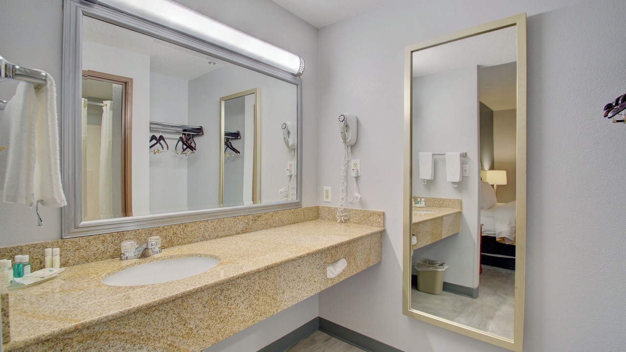 Photo of Bathroom in Mount Saint Joseph