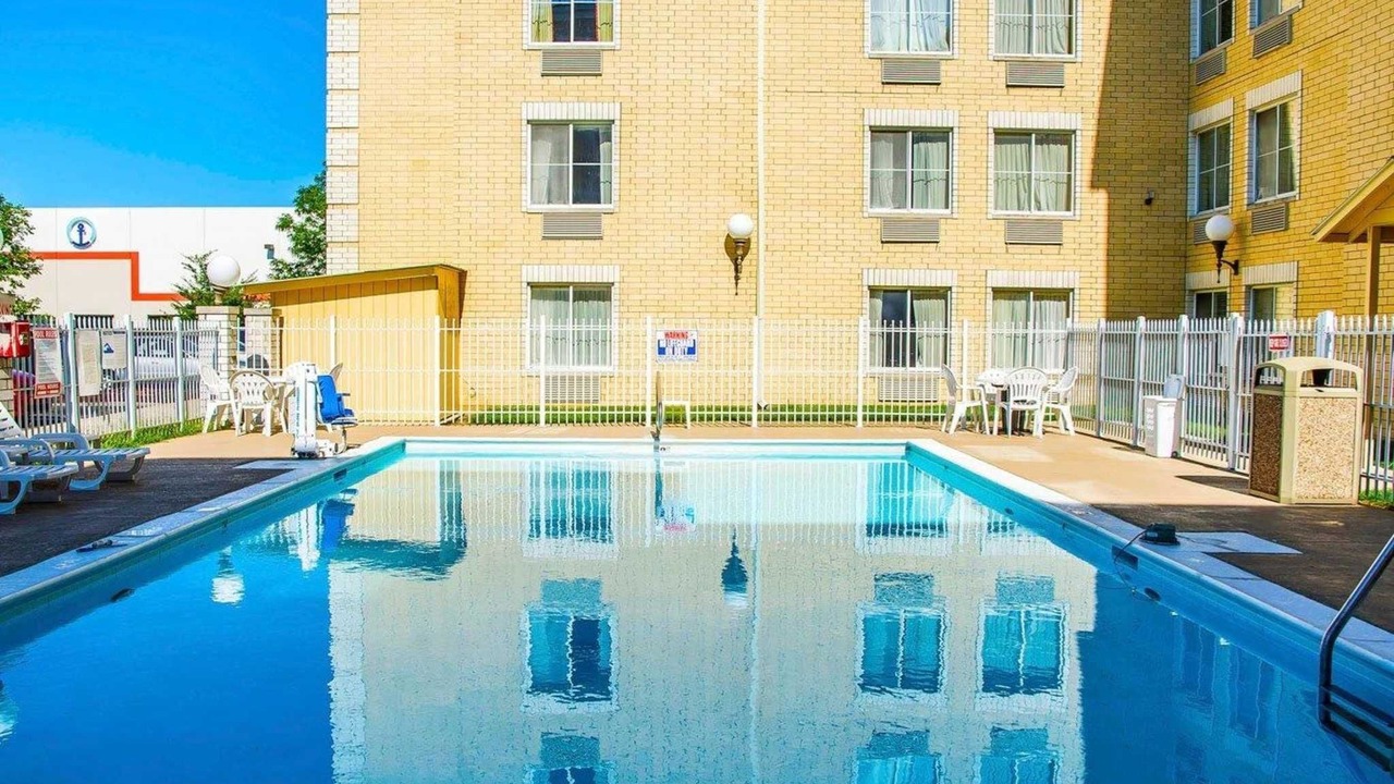 Photo of Outdoor in Mount Saint Joseph