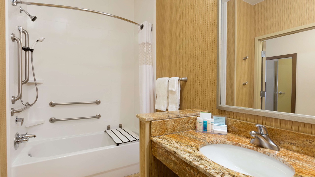 Photo of Bathroom in Zanesville