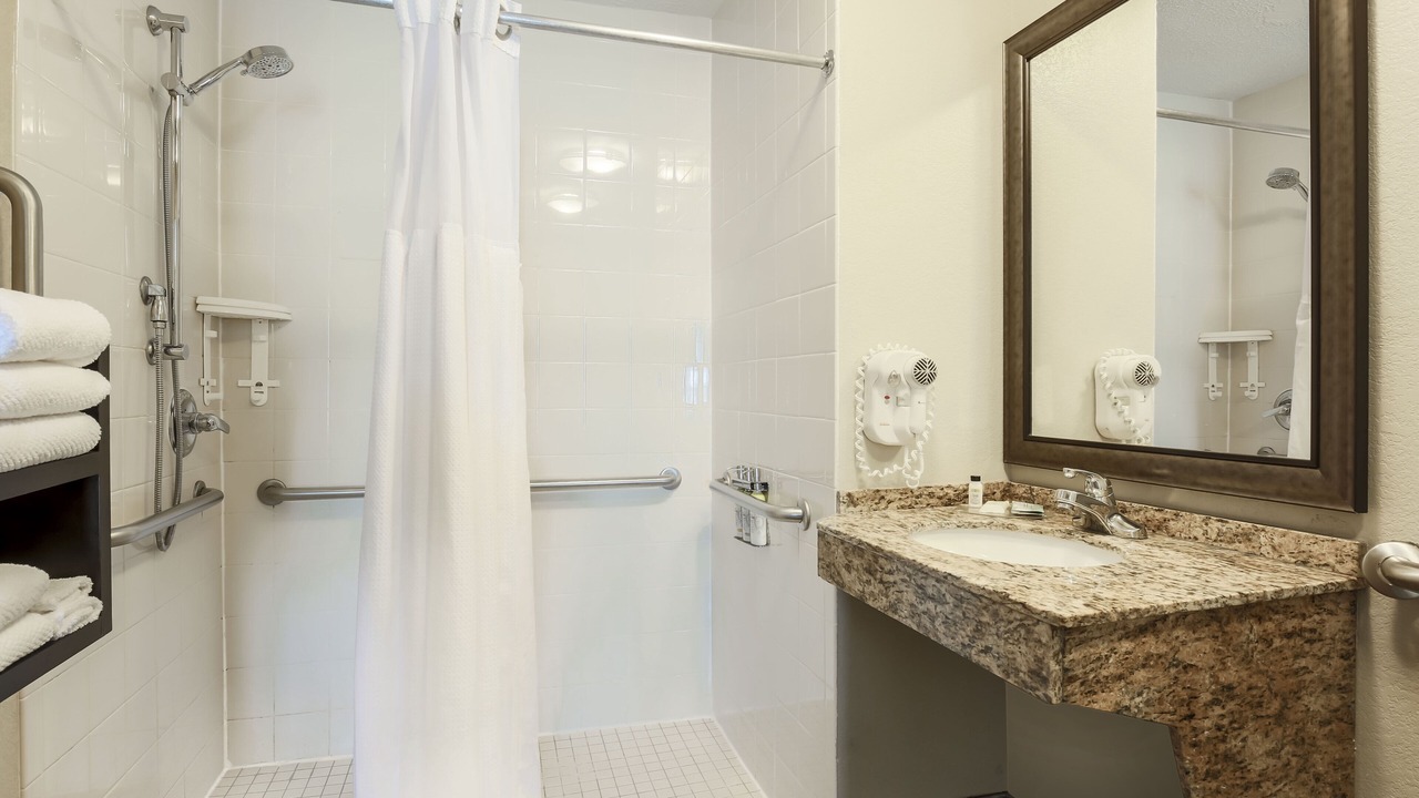 Photo of Bathroom in Tuttle West