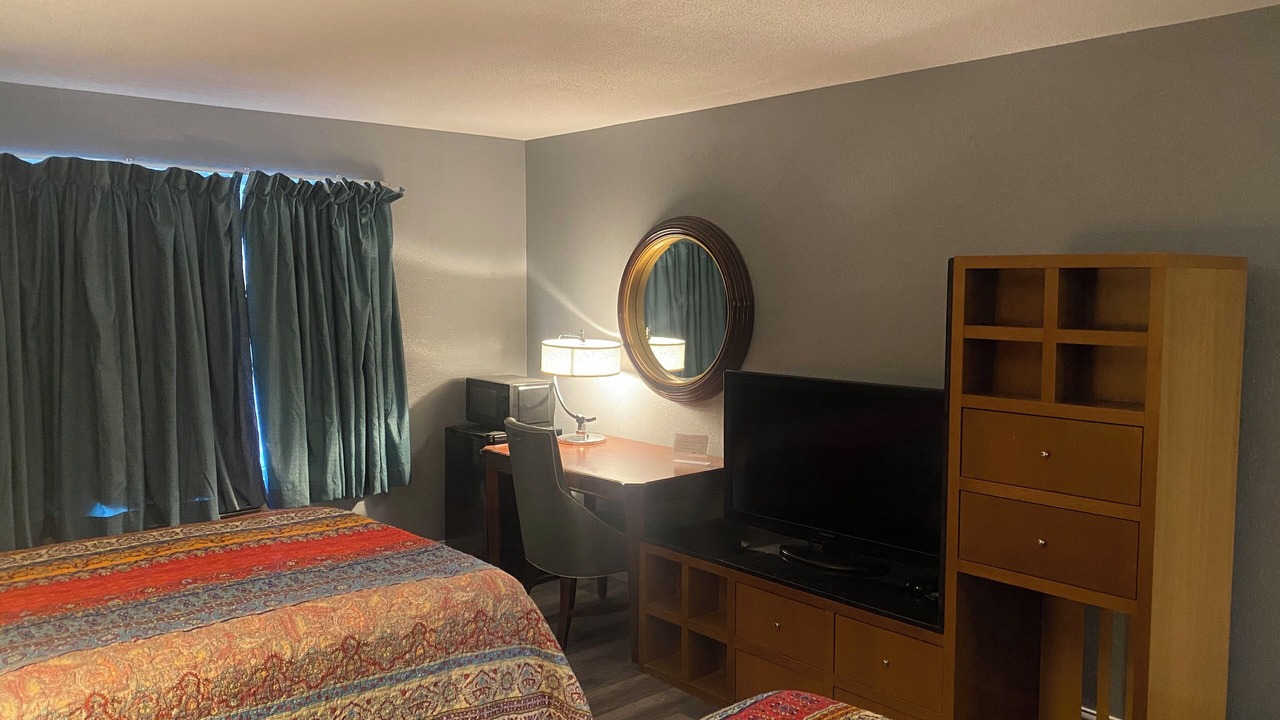 Photo of Bedroom in Ashland