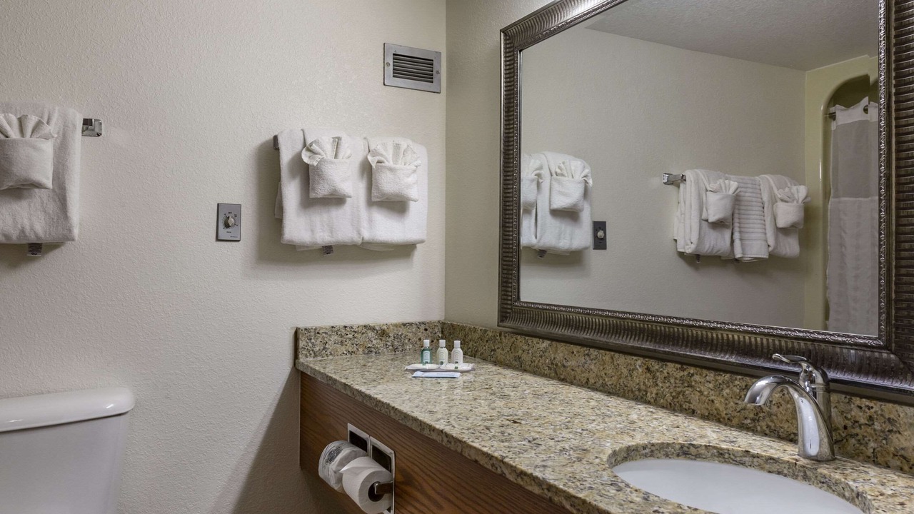 Photo of Bathroom in Zanesville