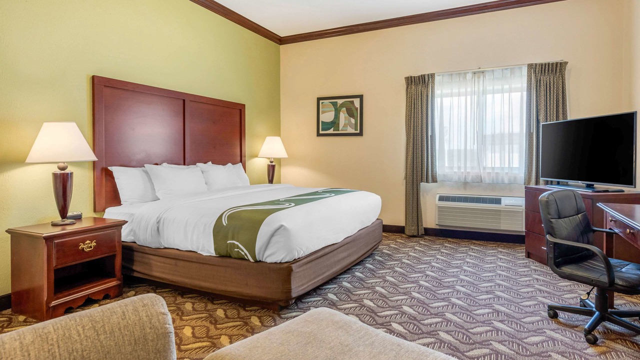 Photo of Bedroom in Zanesville