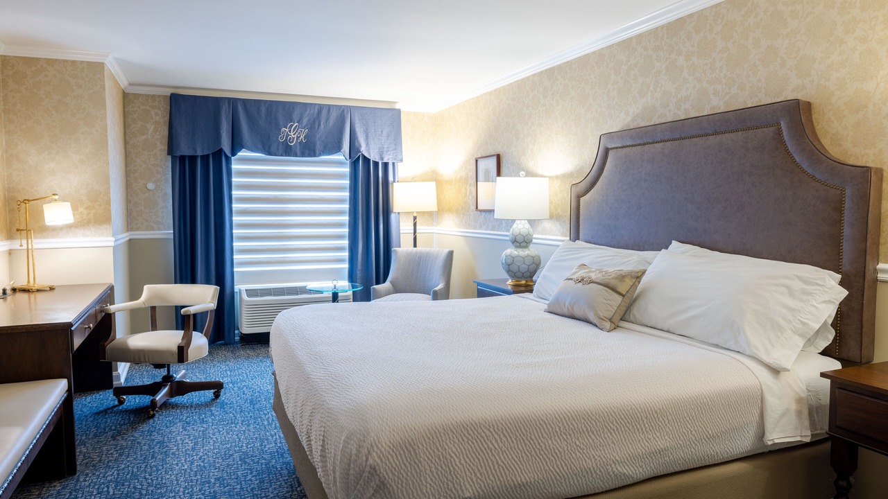 Photo of Bedroom in University Circle
