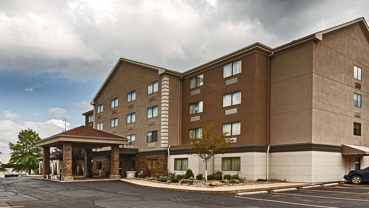 Photo of Outdoor in Akron