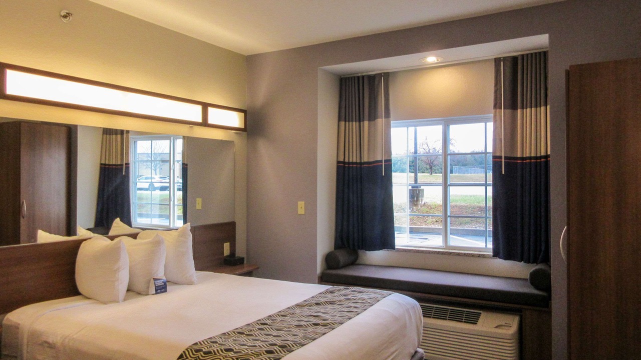 Photo of Bedroom in Caldwell