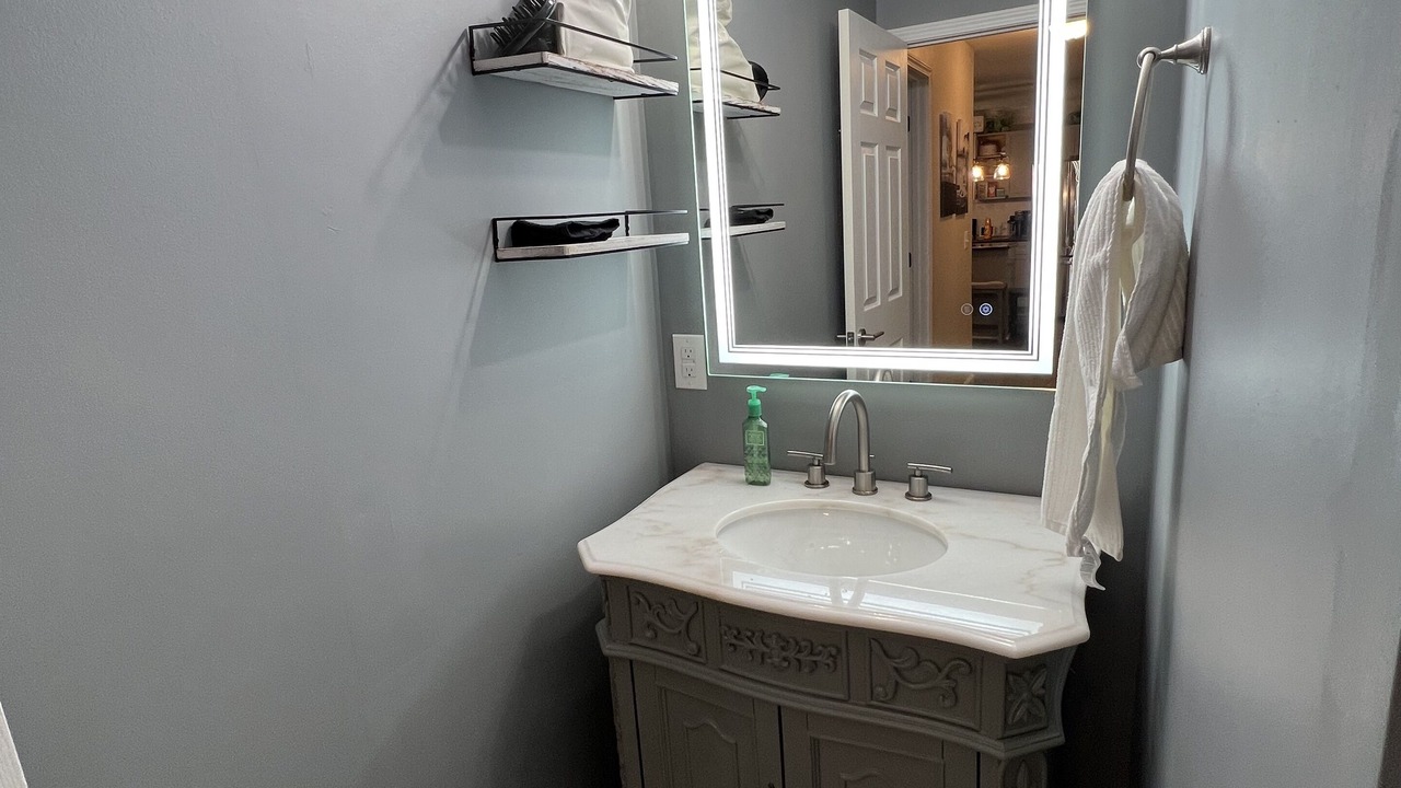 Photo of Bathroom in Craig Beach
