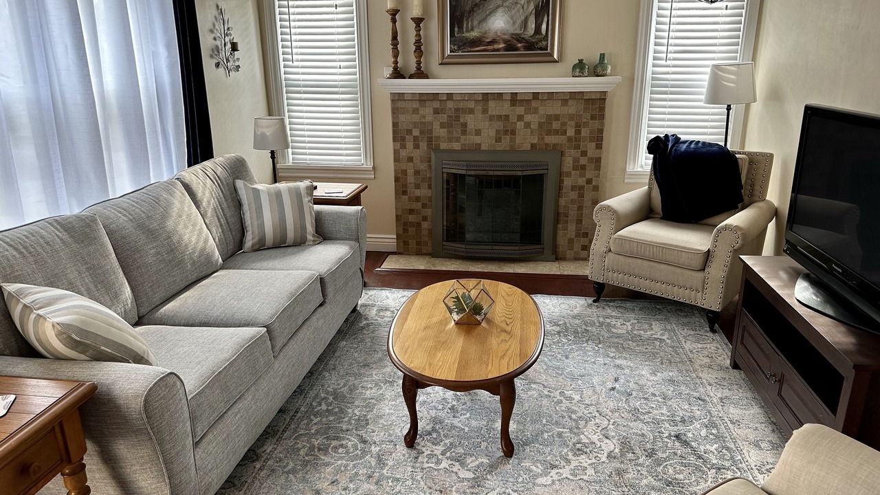 Photo of Livingroom in Canton