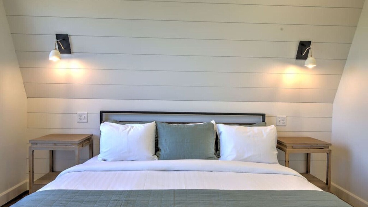 Photo of Bedroom in Millersburg