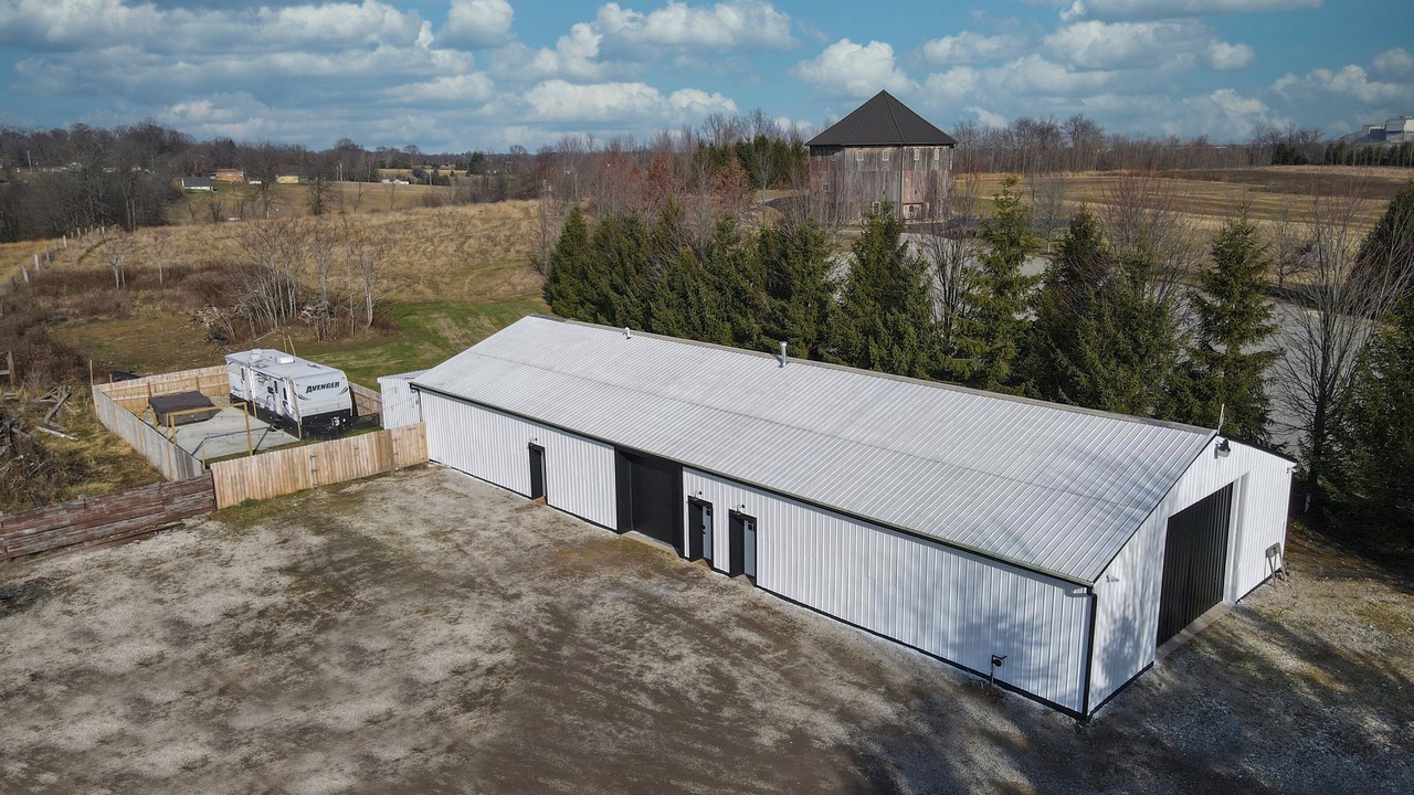 Photo of Outdoor in North Industry