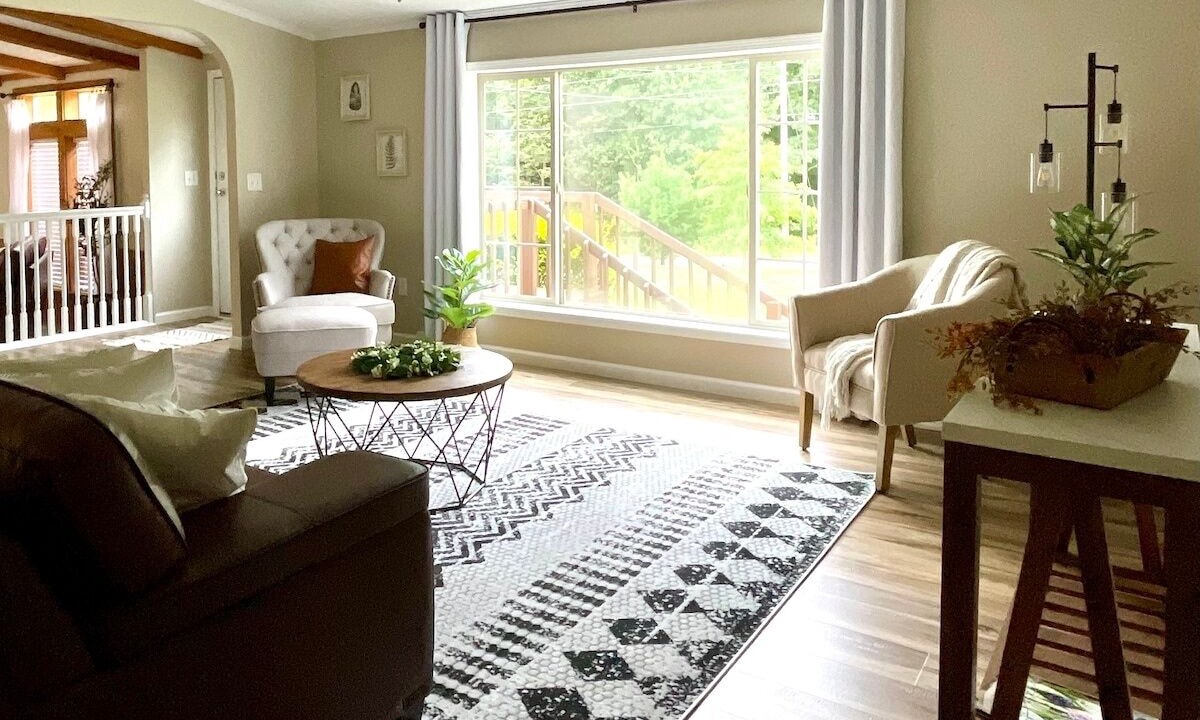 Photo of Livingroom in Beach City