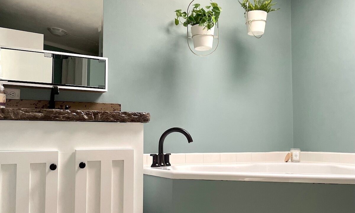 Photo of Bathroom in Beach City