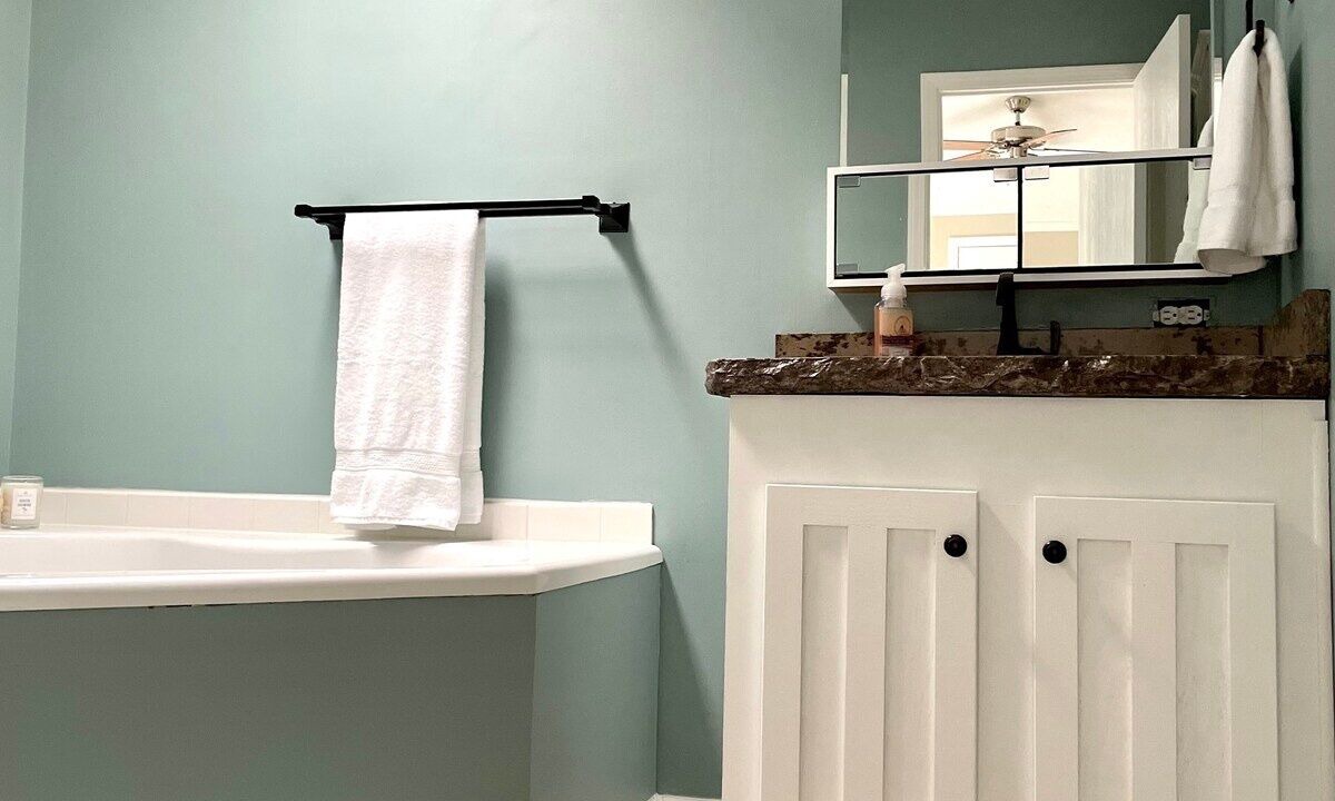 Photo of Bathroom in Beach City