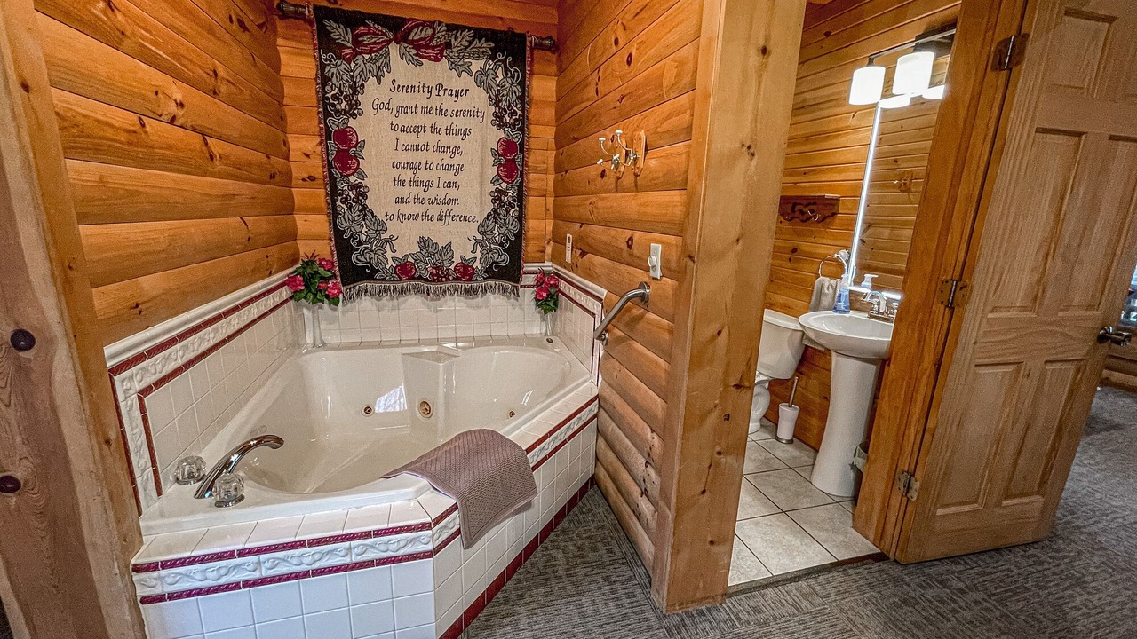 Photo of Bathroom in Millersburg