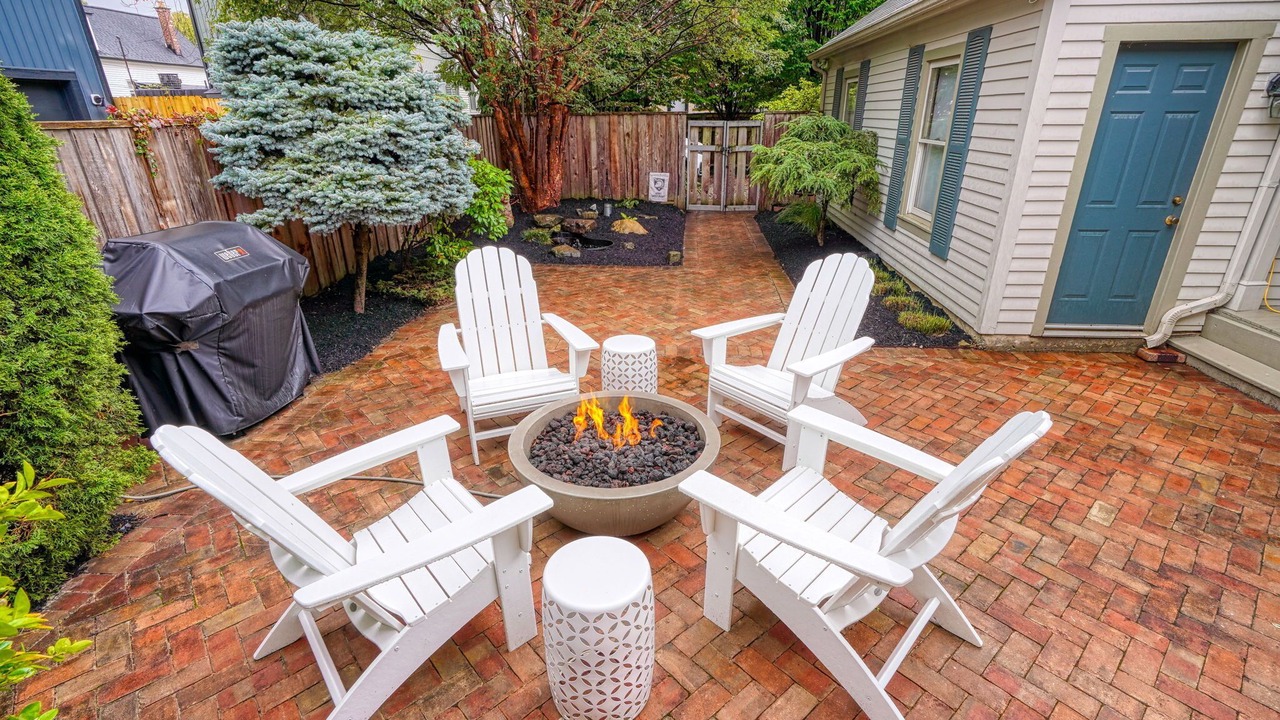 Photo of Patio Balcony in Merion Village