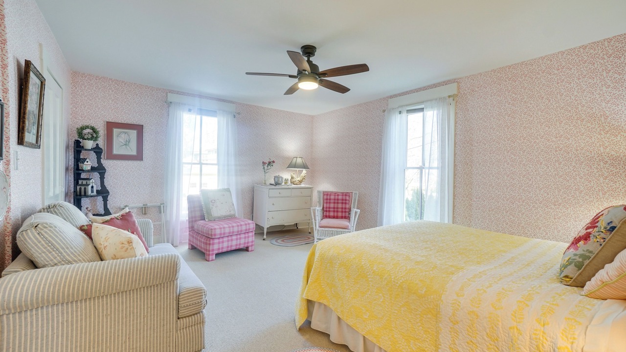 Photo of Bedroom in Granville