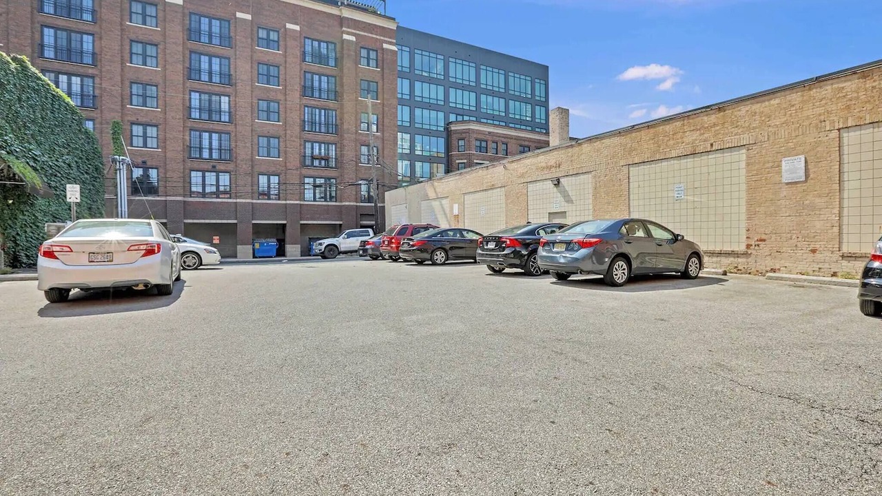 Photo of Others in Short North