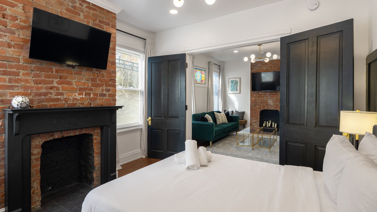 Photo of Bedroom in Walnut Hills