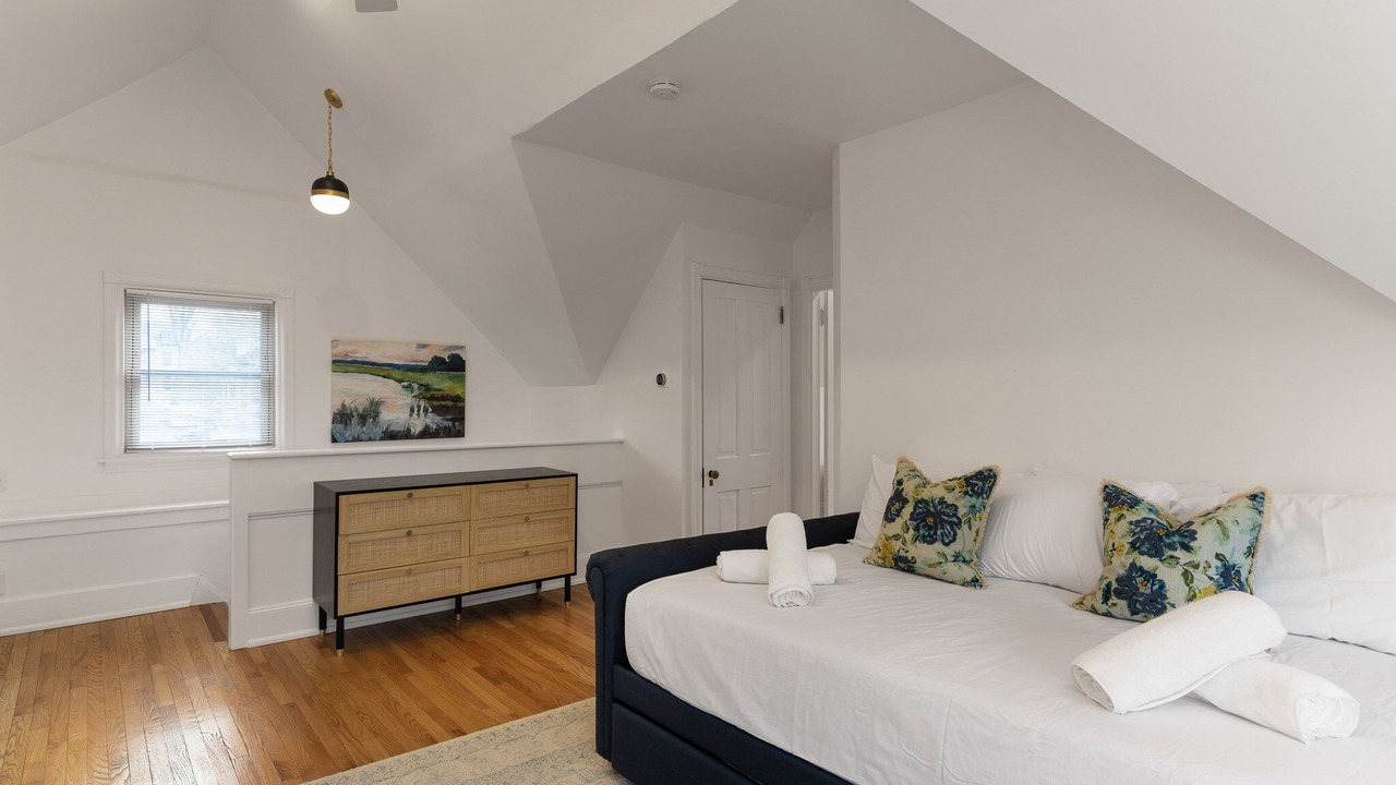 Photo of Bedroom in Walnut Hills