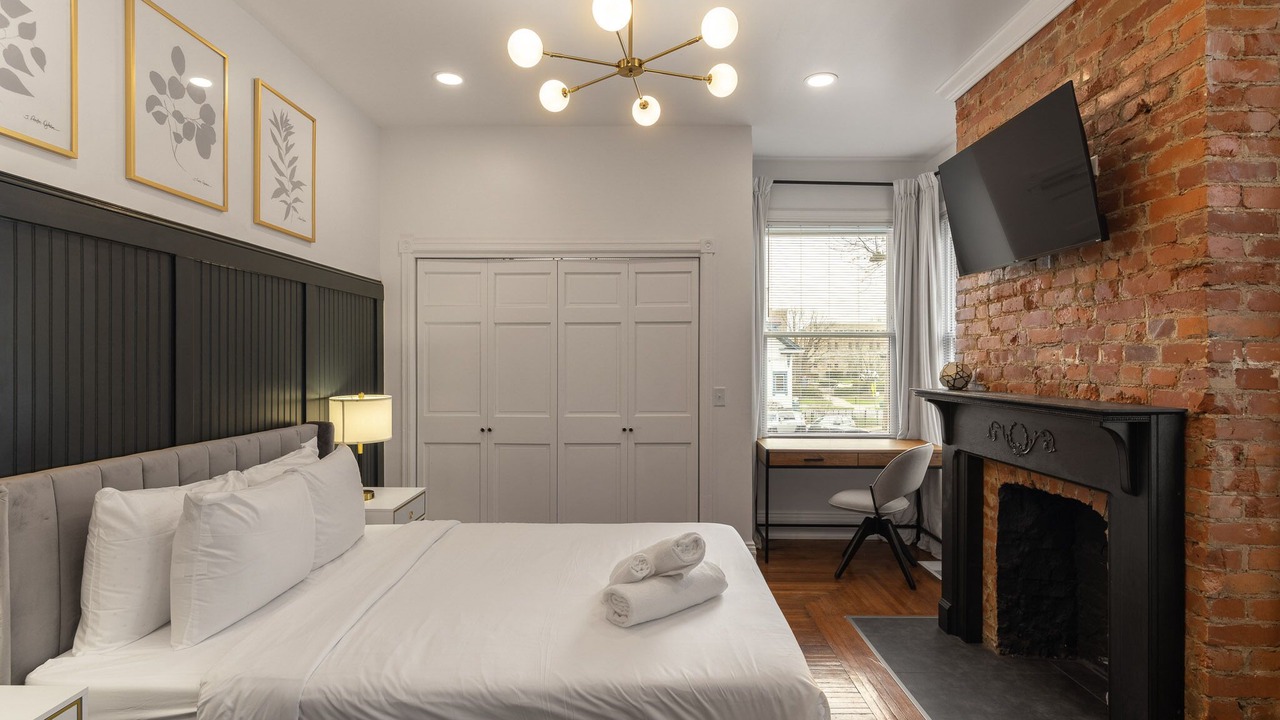 Photo of Bedroom in Walnut Hills