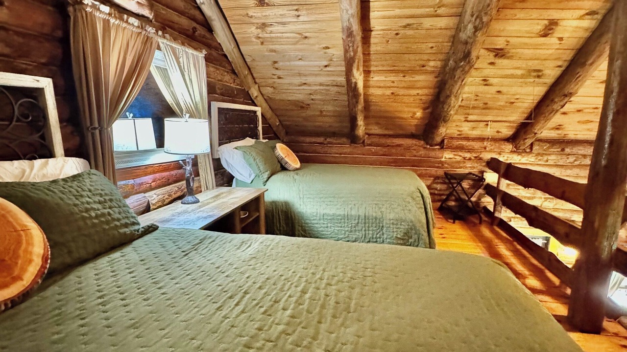 Photo of Bedroom in Old Washington