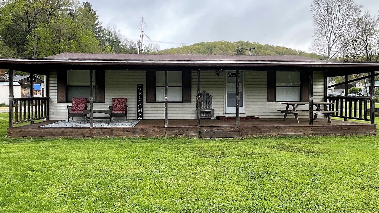 Photo of Outdoor in Carbon Hill