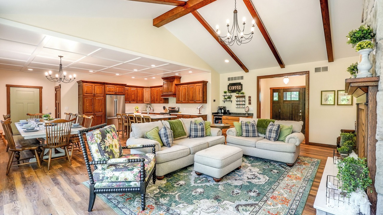 Photo of Livingroom in Sandyville