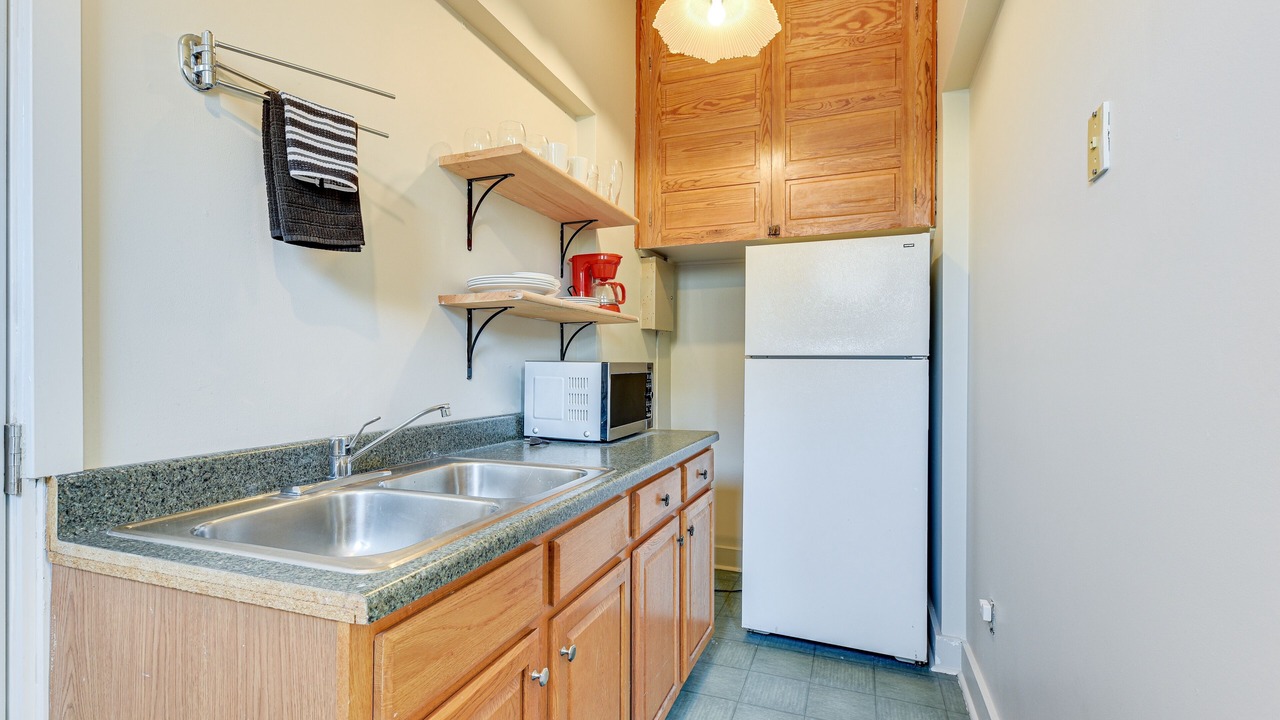 Photo of Kitchen in Near East Columbus