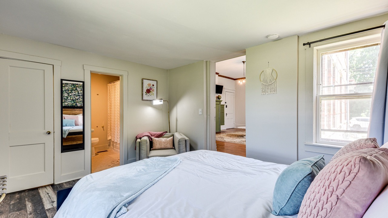 Photo of Bedroom in Near East Columbus
