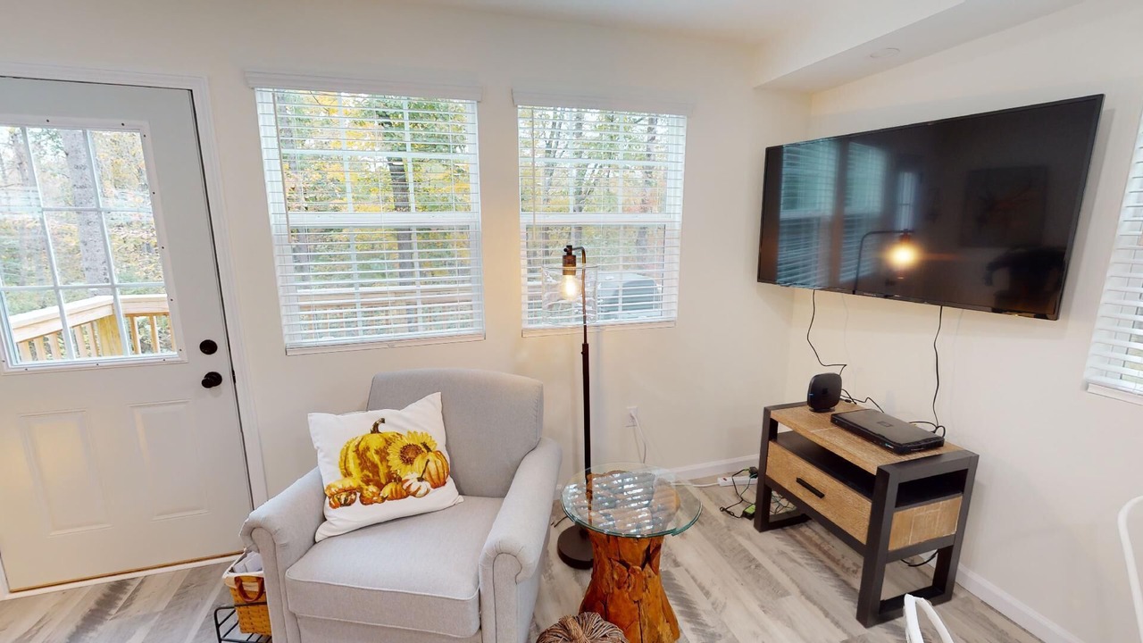 Photo of Livingroom in East Fultonham