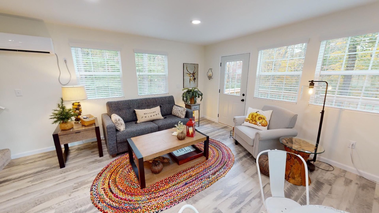 Photo of Livingroom in East Fultonham