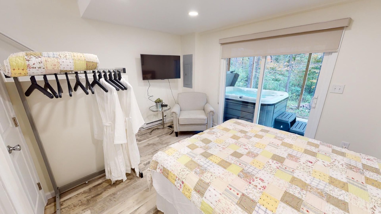 Photo of Bedroom in East Fultonham