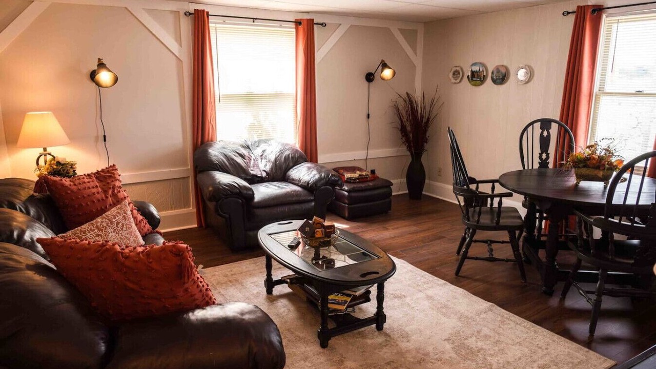 Photo of Bedroom in Massillon