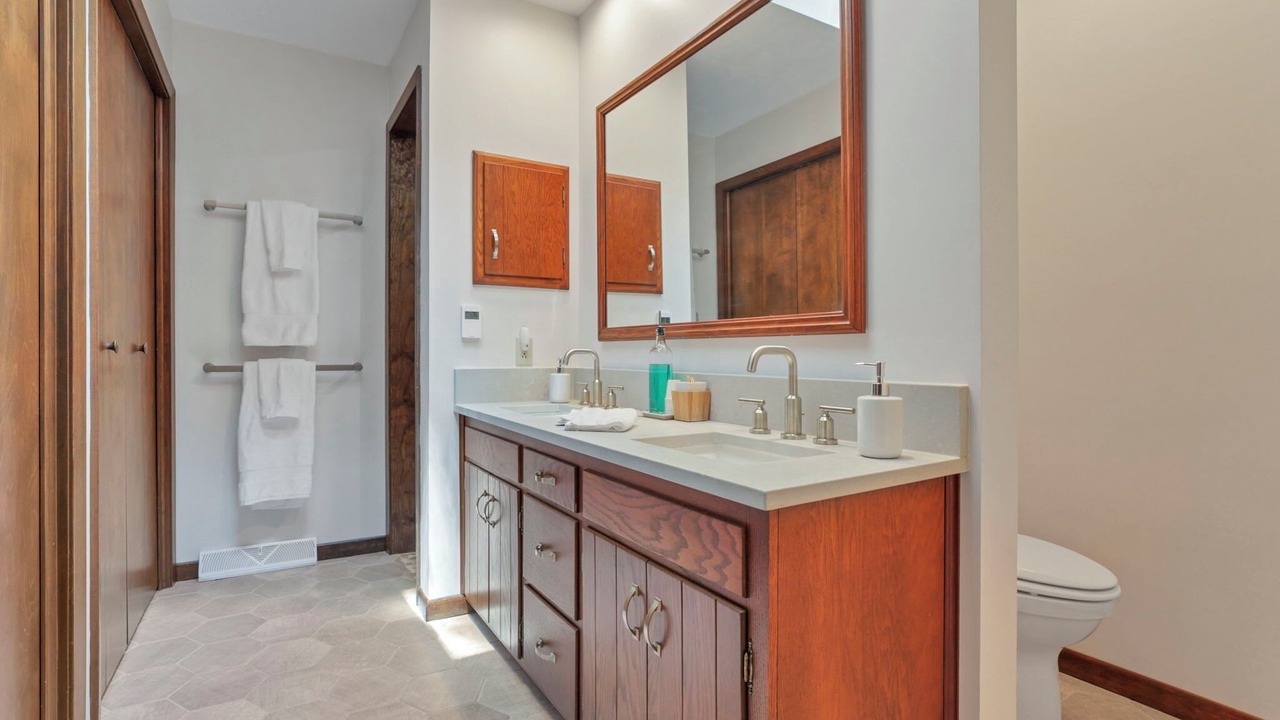 Photo of Bathroom in Granville South