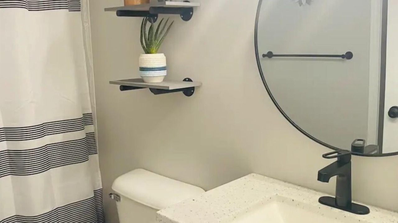 Photo of Bathroom in Ontario