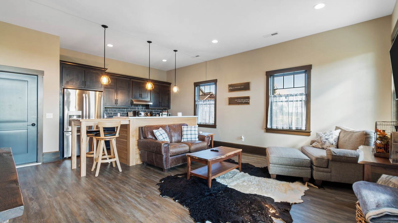 Photo of Livingroom in Sugarcreek