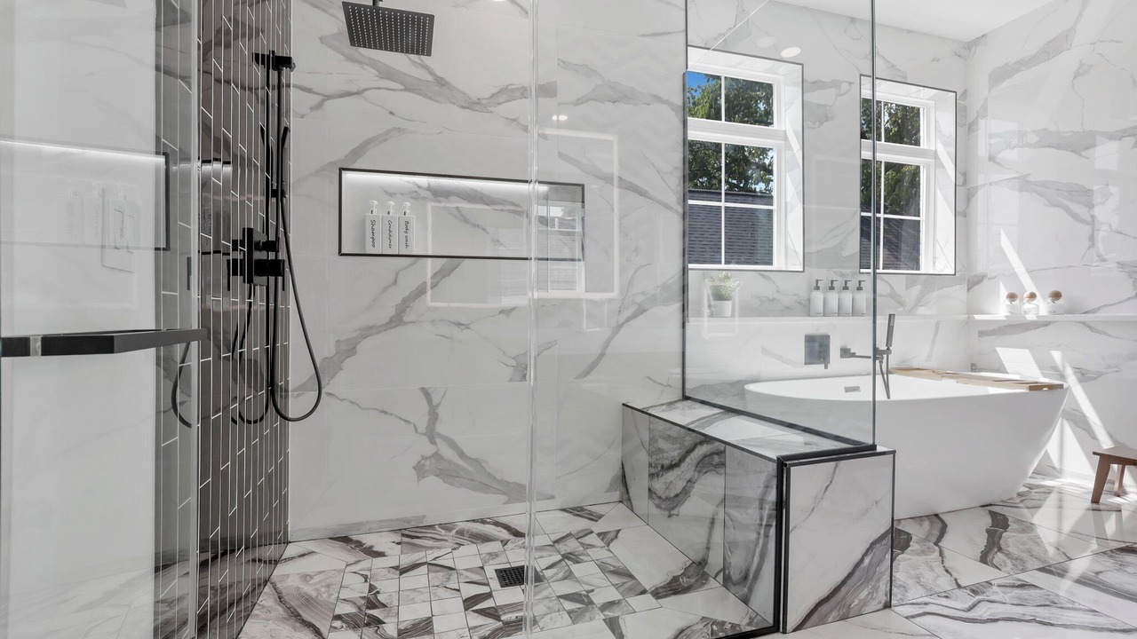 Photo of Bathroom in Near East Columbus