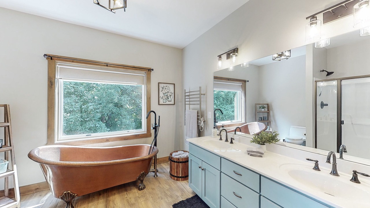 Photo of Bathroom in Senecaville