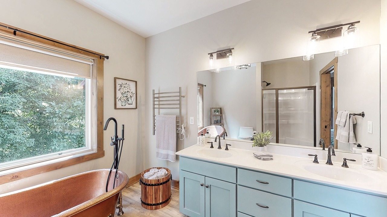 Photo of Bathroom in Senecaville