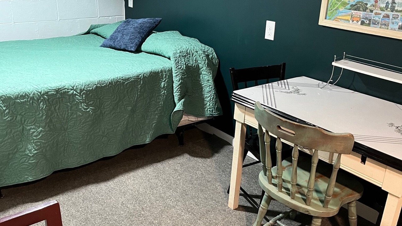 Photo of Bedroom in Senecaville