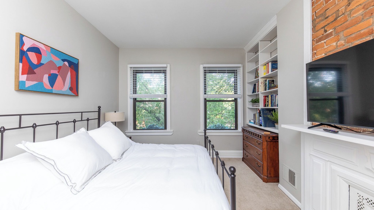 Photo of Bedroom in Mount Adams