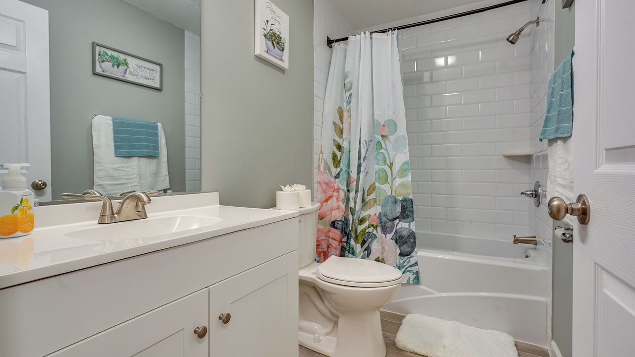 Photo of Bathroom in Howard