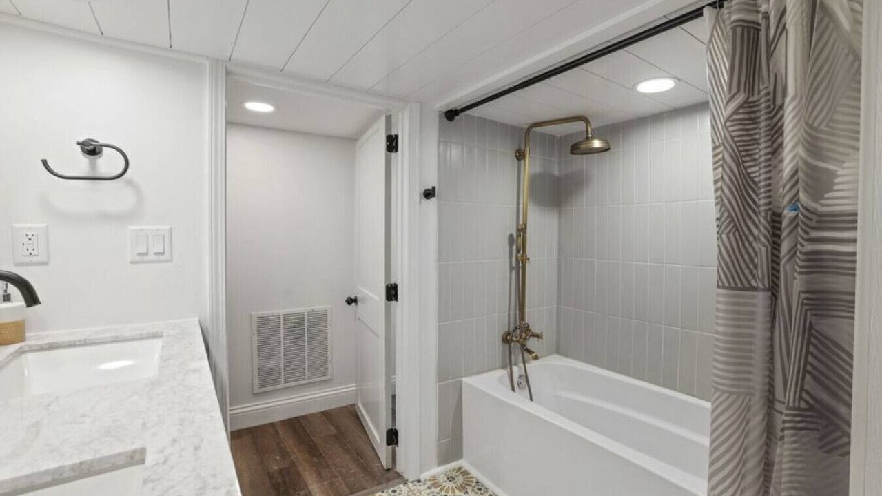 Photo of Bathroom in Nashport