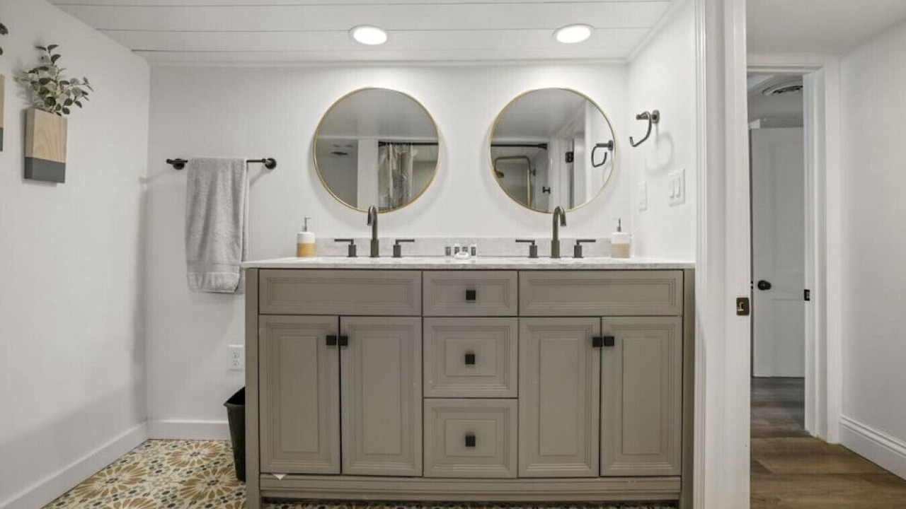 Photo of Bathroom in Nashport