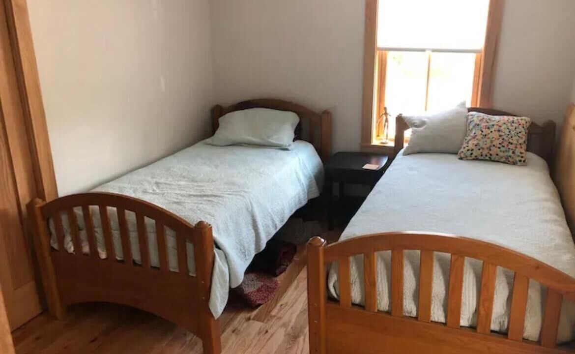 Photo of Bedroom in Peninsula