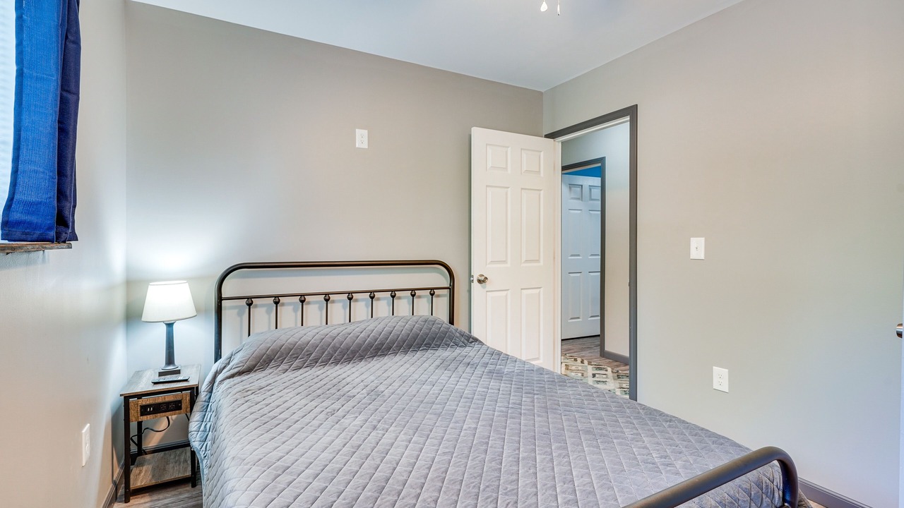 Photo of Bedroom in Zanesville