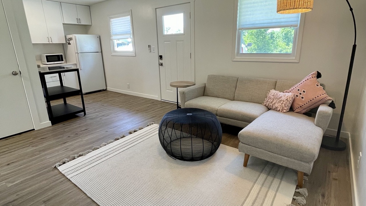 Photo of Livingroom in White Cottage