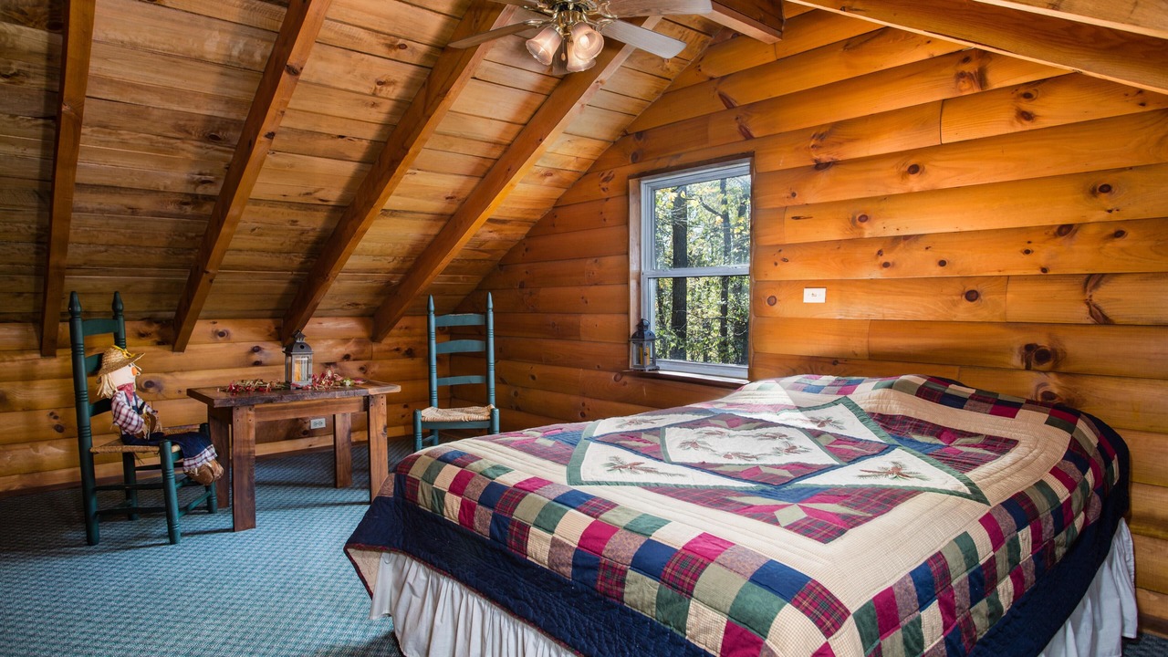 Photo of Bedroom in Lakeville